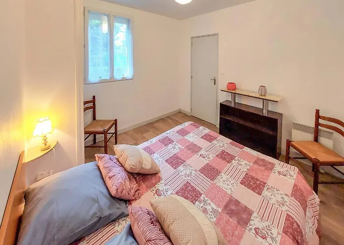 Gorgeous Home In Molinet With Wifi