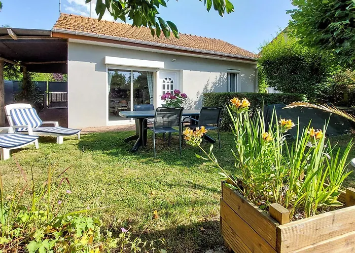 Gorgeous Home In Molinet With Wifi